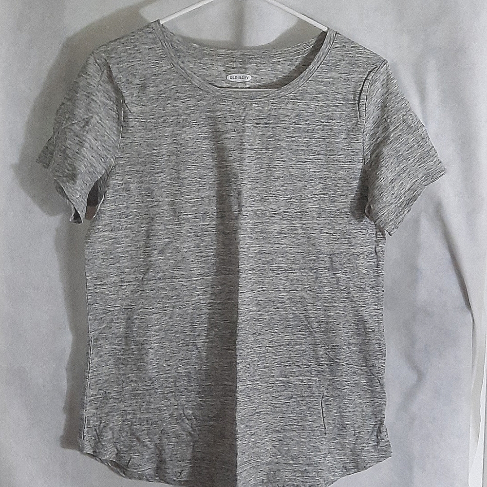 Old Navy short sleeve tee NWOT